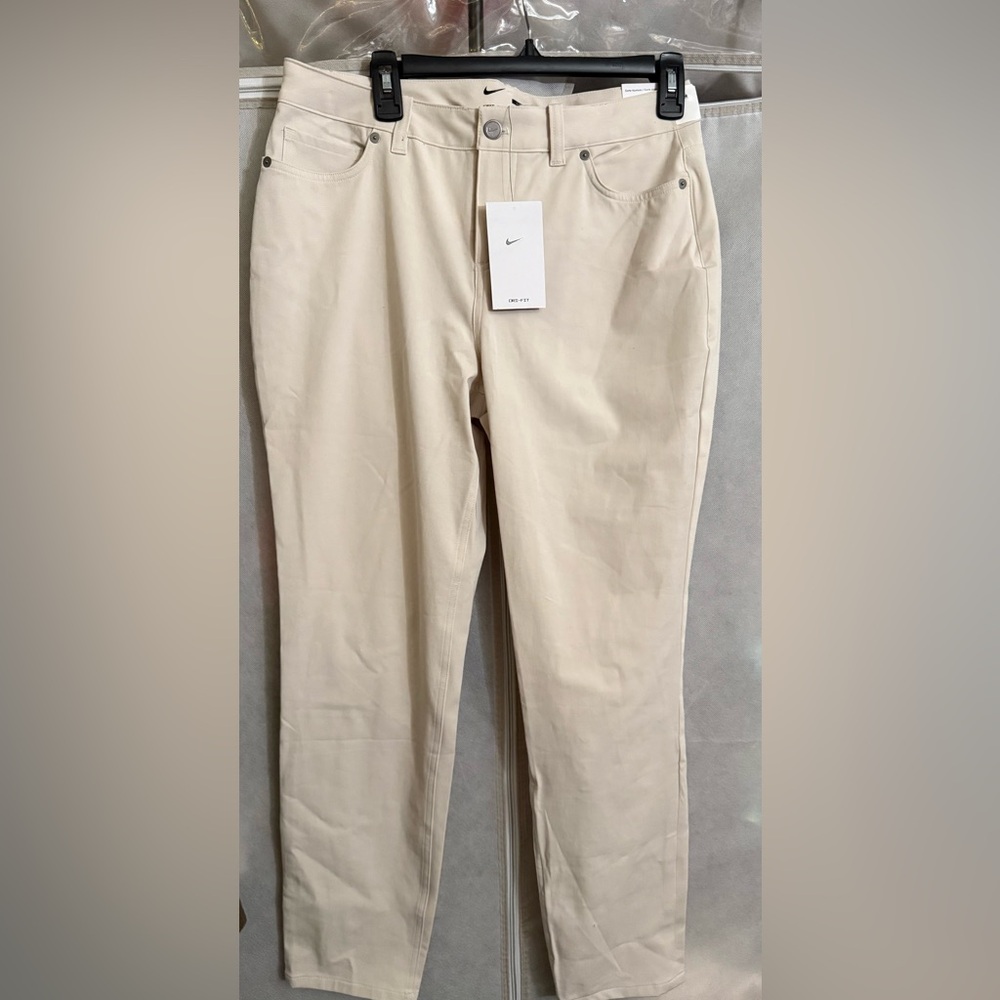 Nike woman’s golf pants
